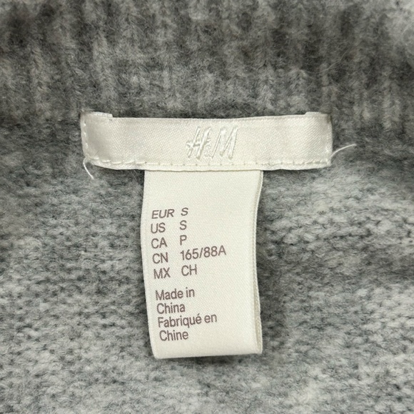 H&M Grey Long Cardigan with long sleeves and ribbed cuffs in Women's Size Small - Picture 4 of 5